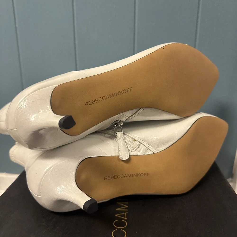 Rebecca‎ Minkoff Siya Leather White Pointed Toe Booties size 6.5 M Boots
